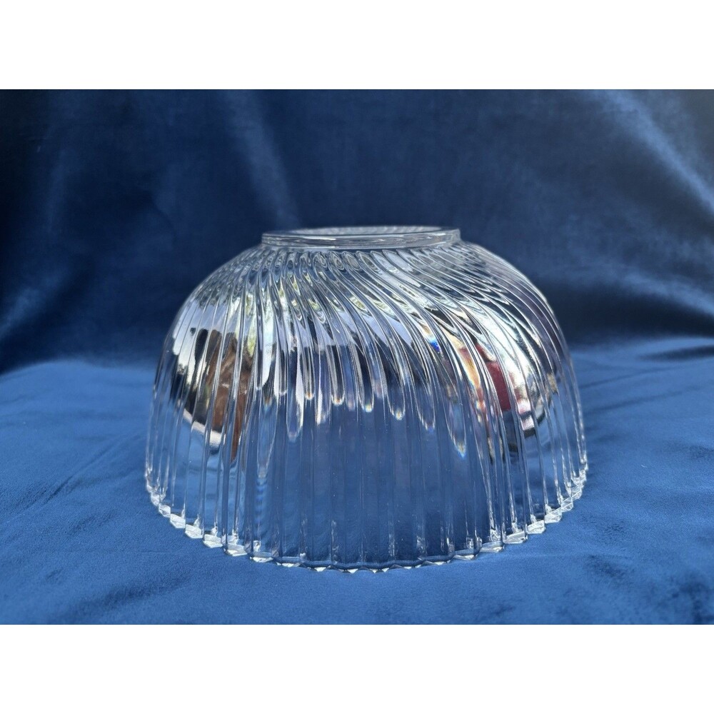 Vintage Clear Ribbed Swirl Glass Serving Bowl Heavy Crystal Style Centerpiece 9” - Picture 4 of 6